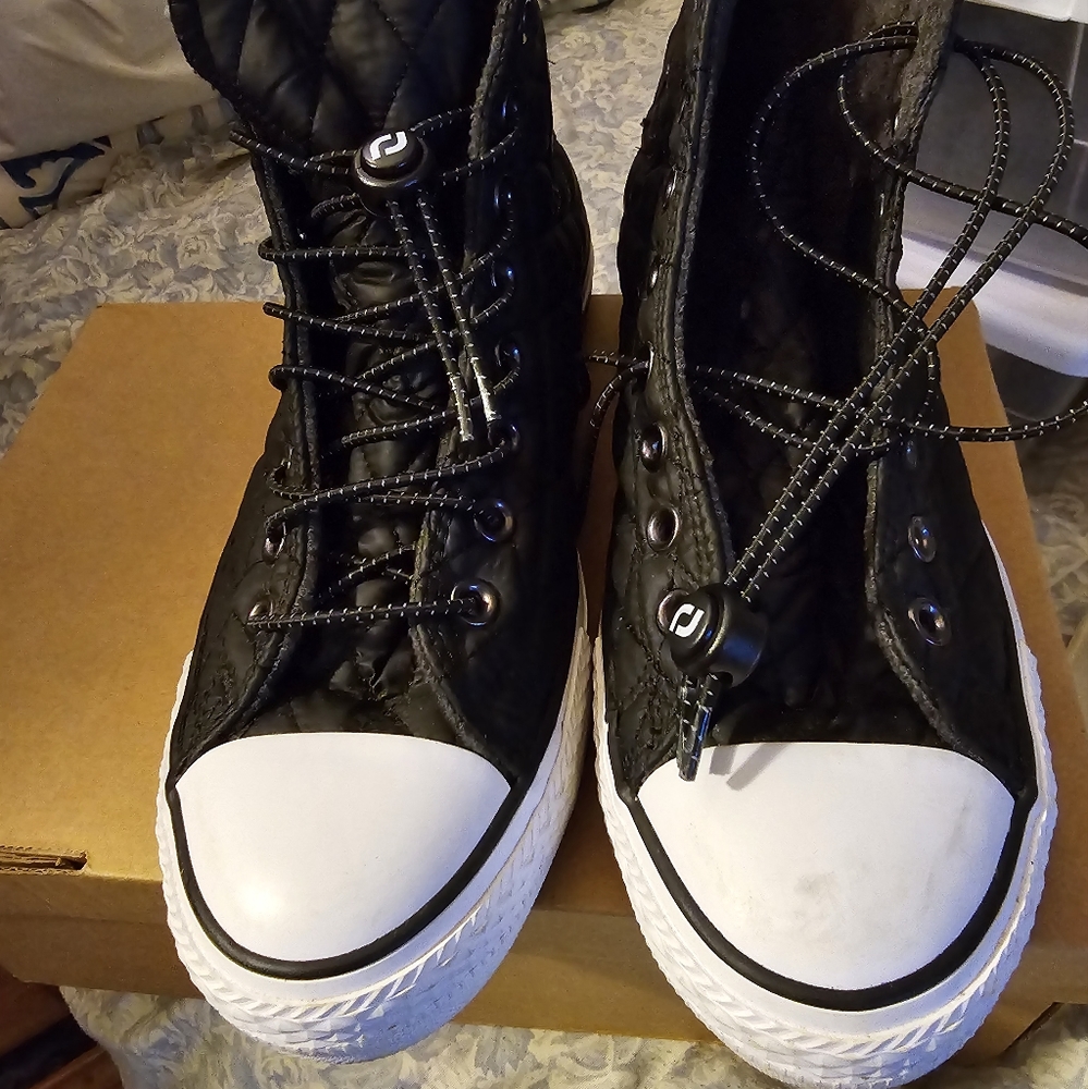 CONVERSE QUILTED HI TOPS